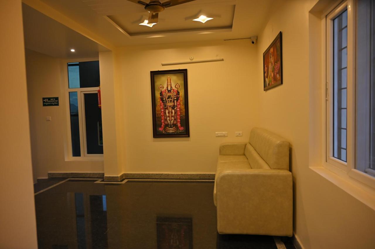 Hotel Treebo Sripadha Residency Alipiri Road Tirupati Esterno foto