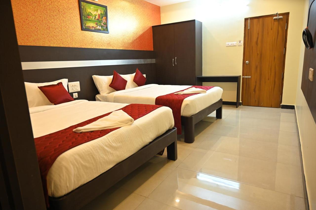 Hotel Treebo Sripadha Residency Alipiri Road Tirupati Esterno foto