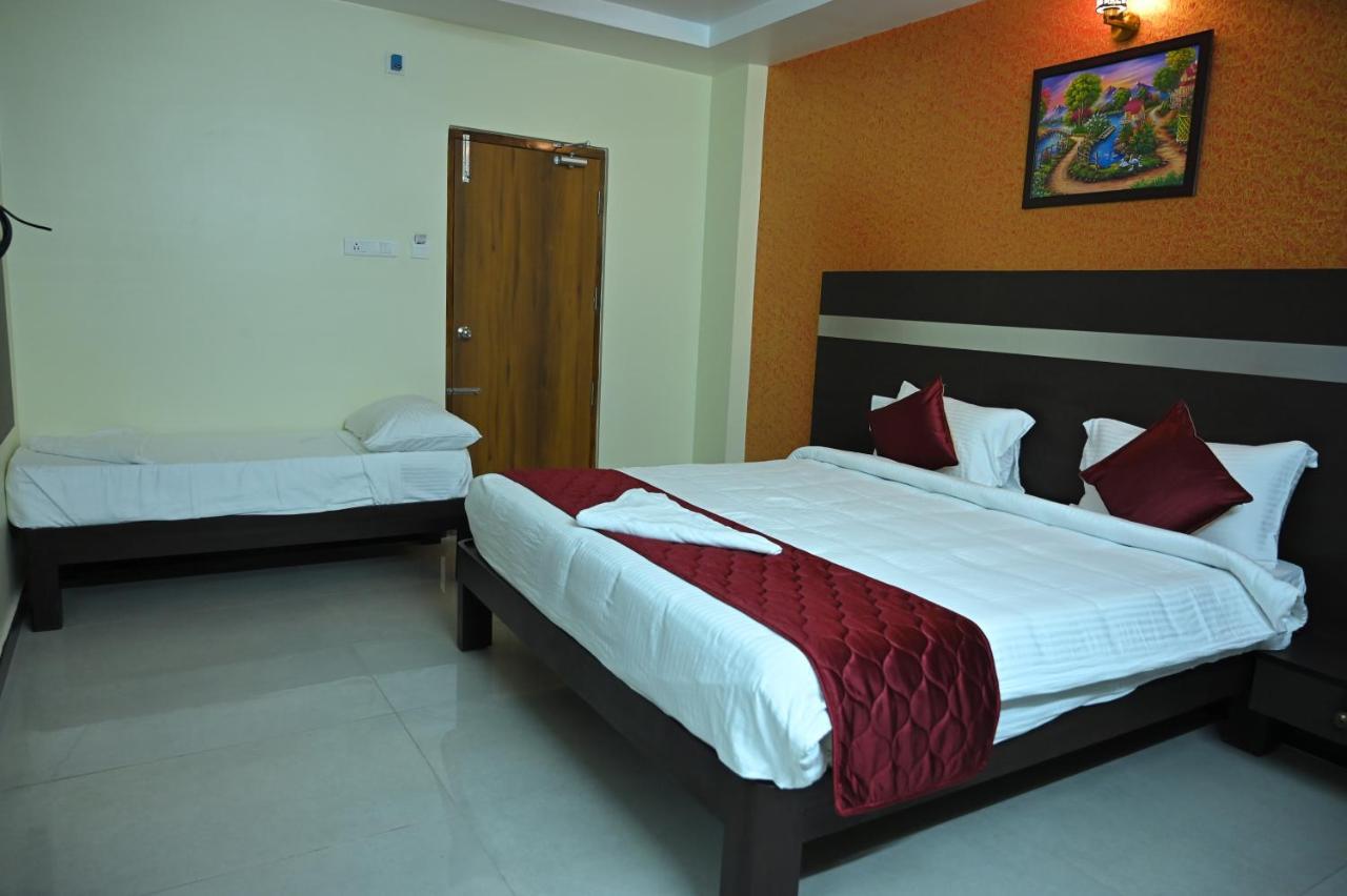 Hotel Treebo Sripadha Residency Alipiri Road Tirupati Esterno foto