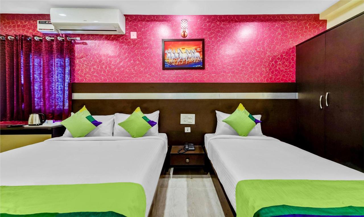 Hotel Treebo Sripadha Residency Alipiri Road Tirupati Esterno foto